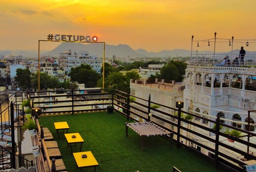 The Hosteller Udaipur | Rooms & Dorms