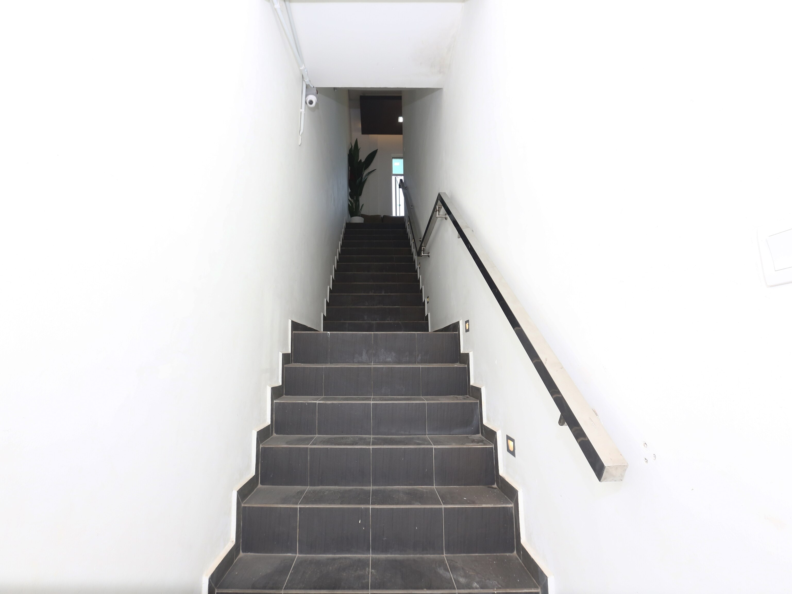 Super OYO 89678 Ady Hotel - Tap to explore photos
