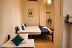 The Sunrise Inn (1.5 km from Guwahati Railway Station), Guwahati