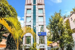 LAKME EXECUTIVE HOTEL, Pune