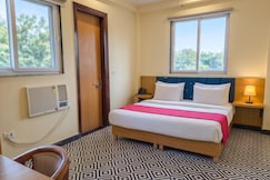 OnlyStay Snap Hotel, Noida