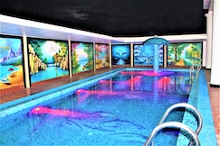 SAMBHABANA HOTEL & SUITES, Tarapith