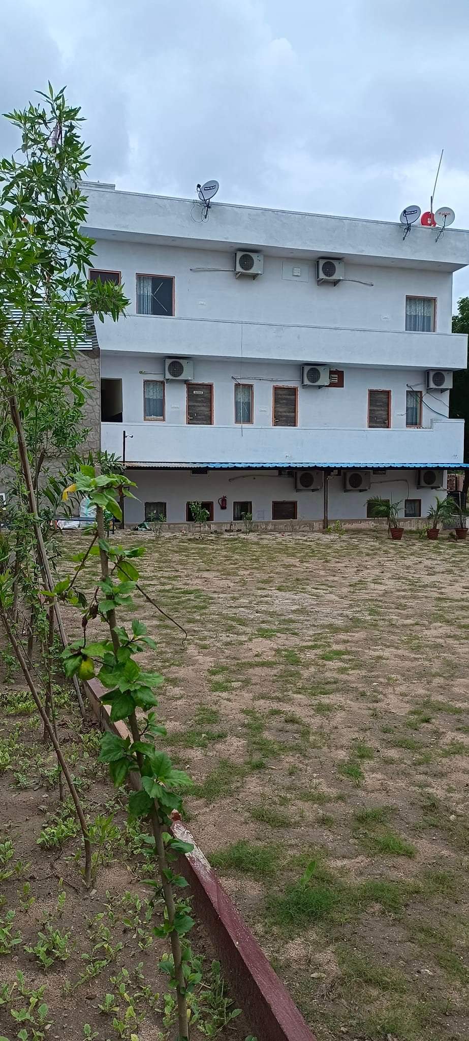 HOTEL ABHI PALACE - Tap to explore photos