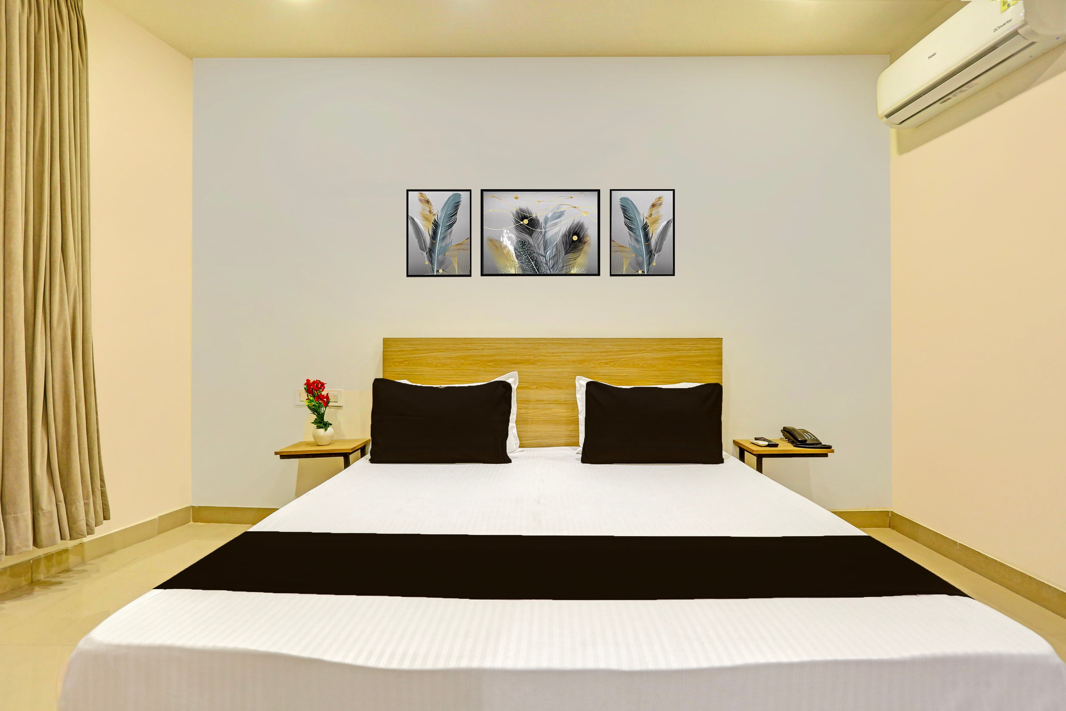 Hotel O Plush Homes - Tap to explore photos