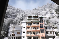 Hotel Kasauli Peak View, Kasauli