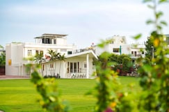 Palm Familia, Jaipur