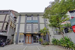 Collection O Riau Near Trans Studio Bandung Formerly Hotel Montameri, Bandung