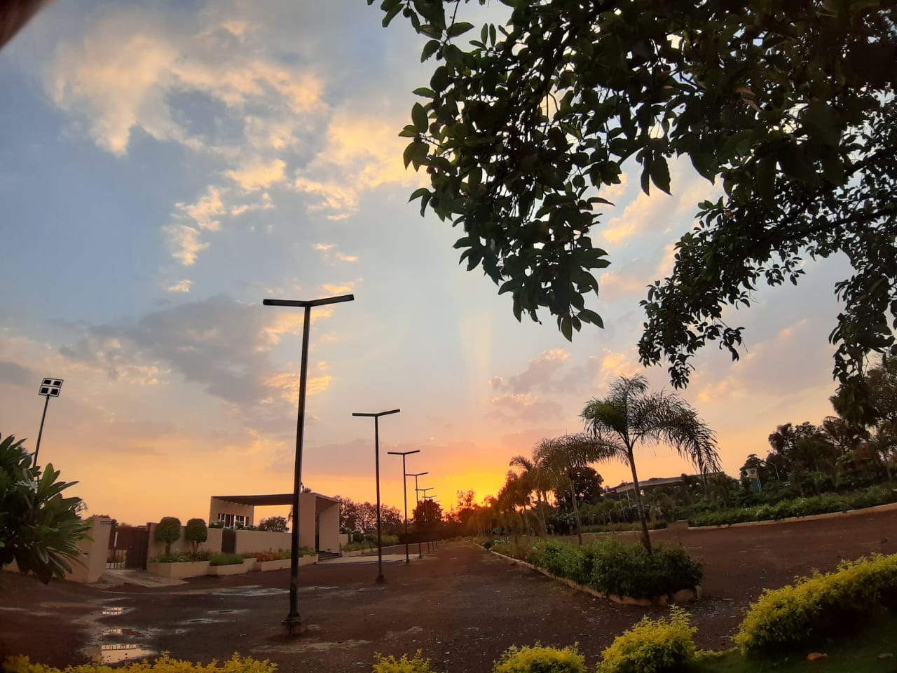 GEETA LAWNS & RESORT - Tap to explore photos