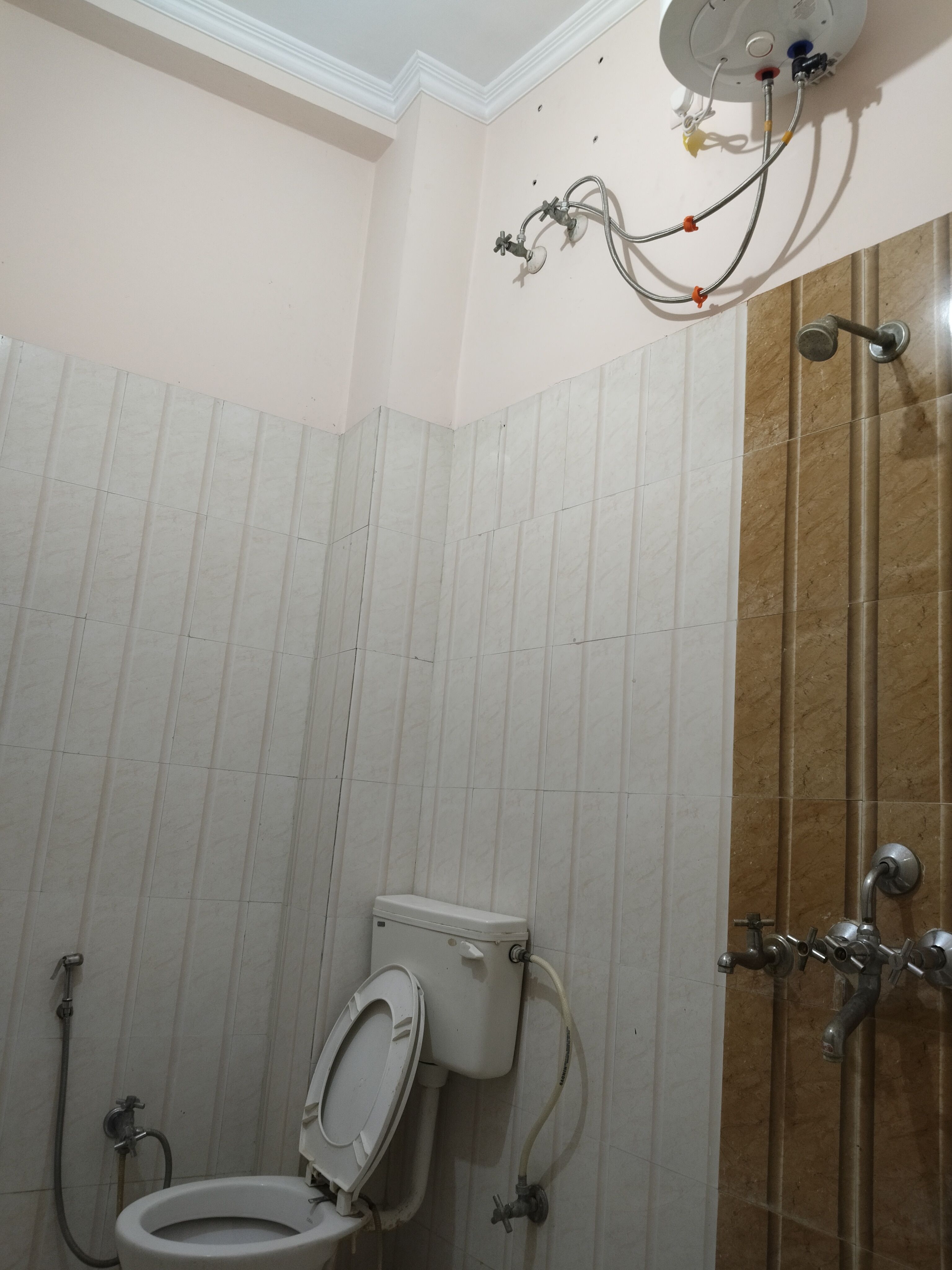 Rudra Backpackers Hostel - Tap to explore photos
