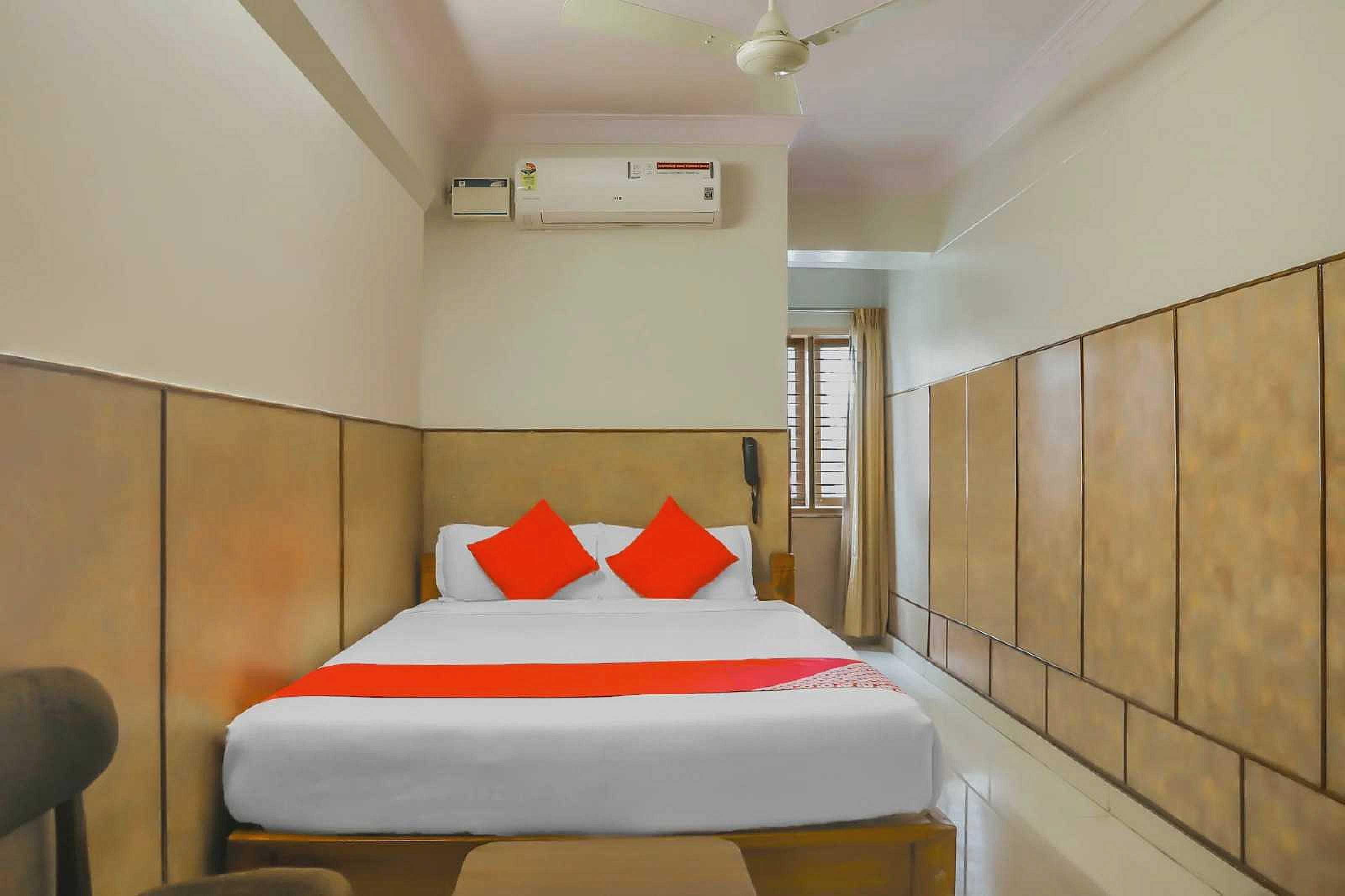 Hotel O Sai Vishram - Tap to explore photos
