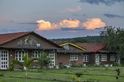 WOW STAYZ2  Pachmarhi  Foothill Cottages, Pachmarhi