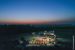 Arch The Baakhli Corbett, Kashipur