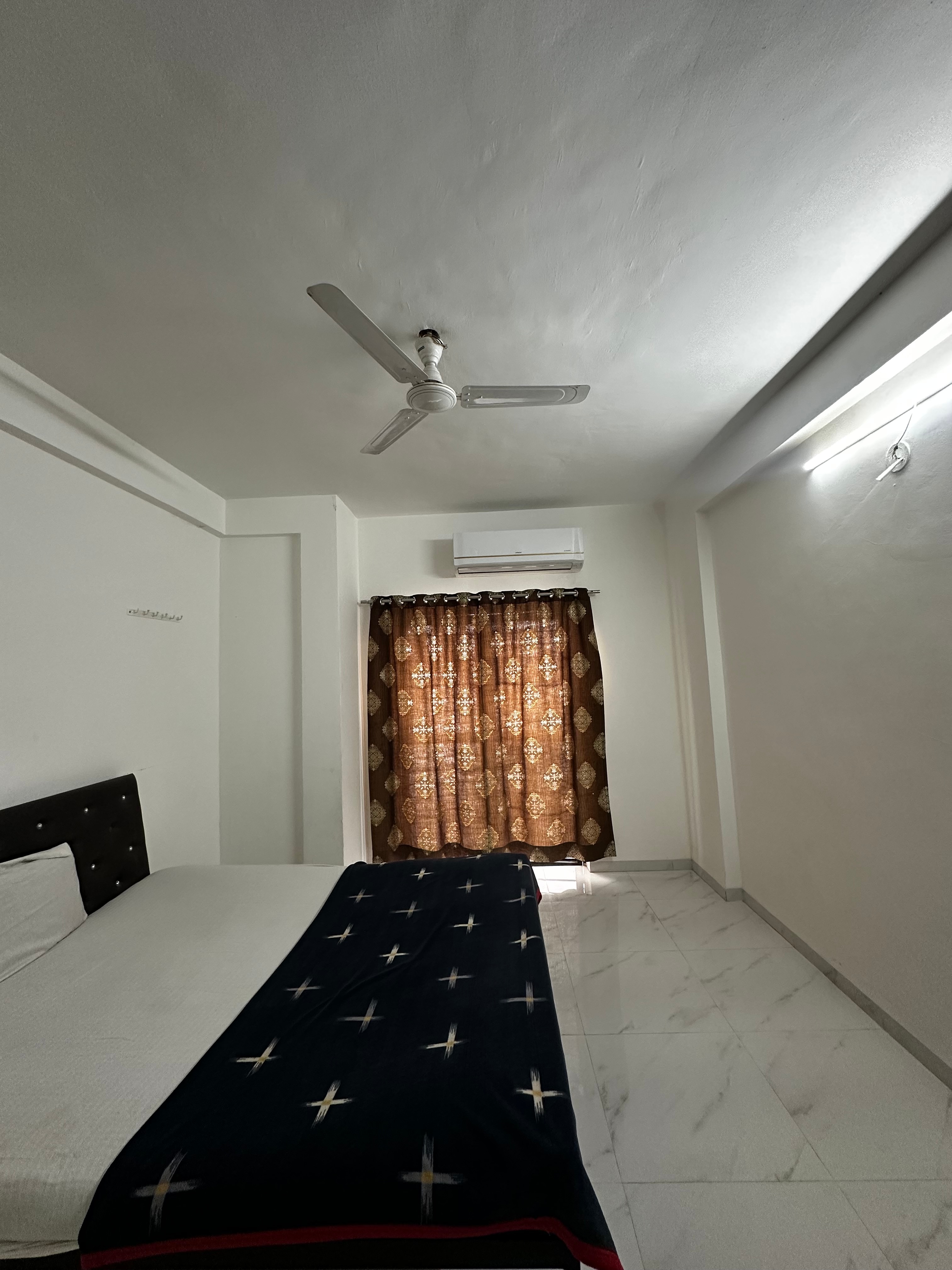Standard Double Bed Room 1