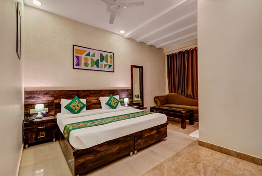 Treebo Riddhi Paradise
