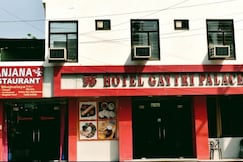 Hotel O Gayatri Palace, Agra