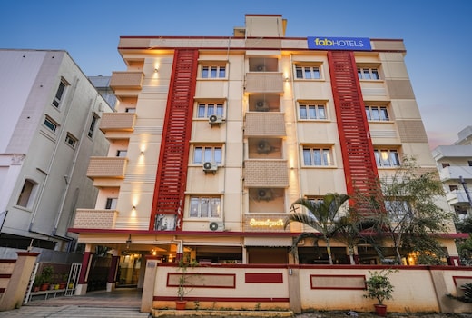 FabHotel Q Suites - Nr Kavuri Hills, Madhapur