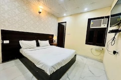 FabHotel The Galaxy, Faridabad