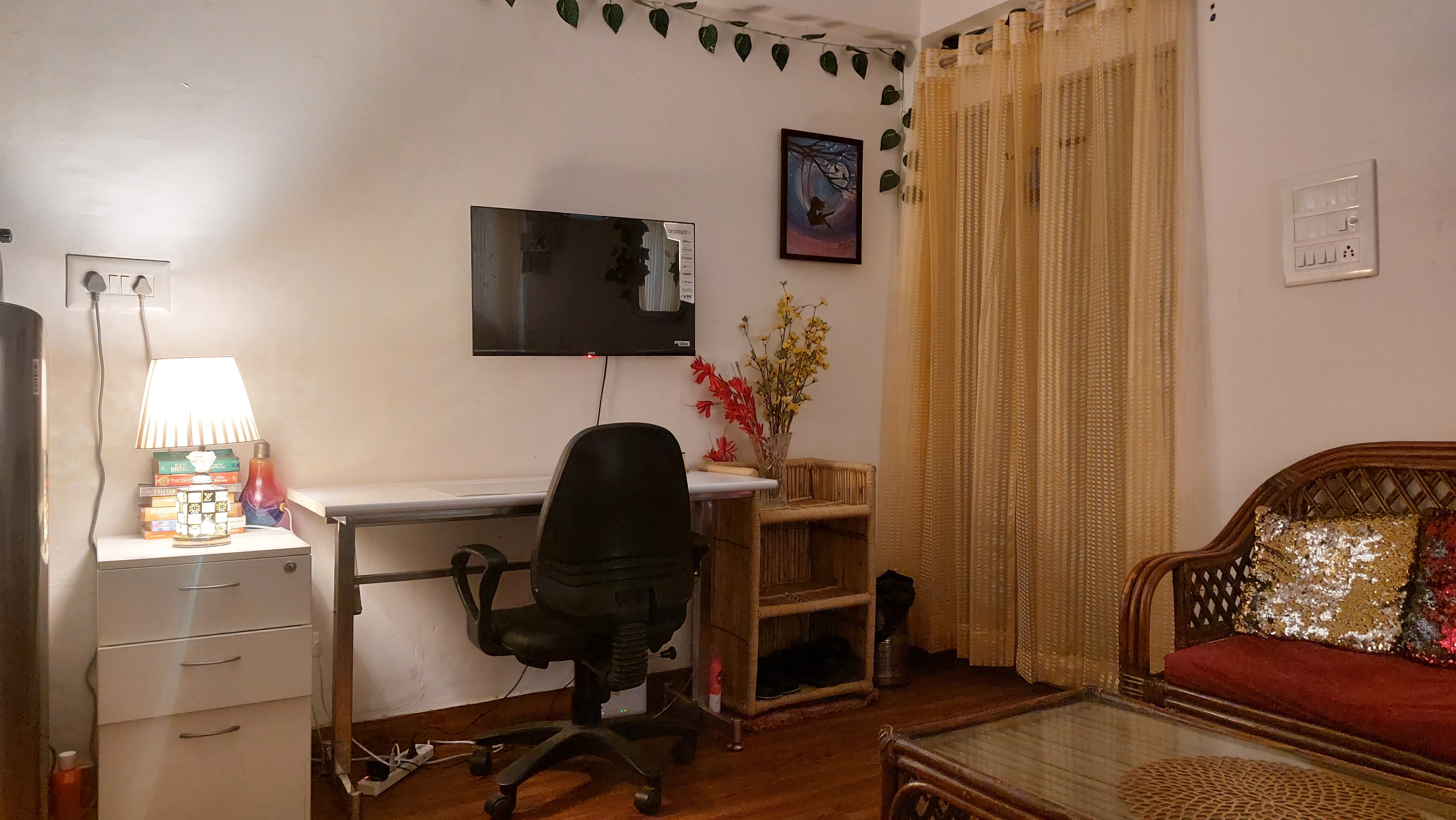 Comfortable 1 BHK near Yashobhoomi - Tap to explore photos