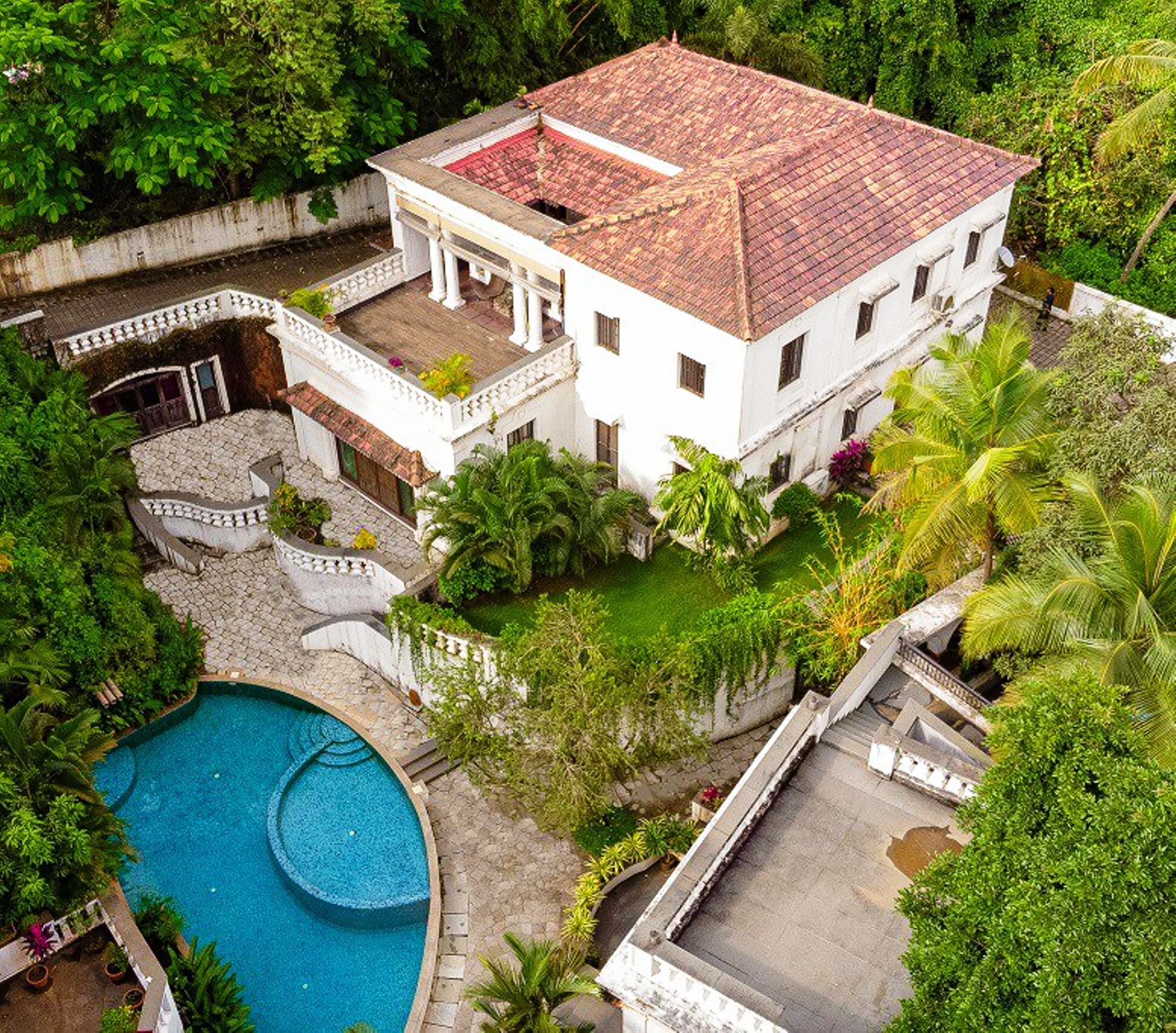 Saipem Hills-Luxurious 3 bedroom Villa - Tap to explore photos