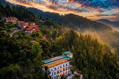 Hotel Dhanolti View by LA Riqueza, Dhanaulti