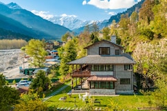 StayVista at Coralbells @ Snowdrop House, Bir Billing