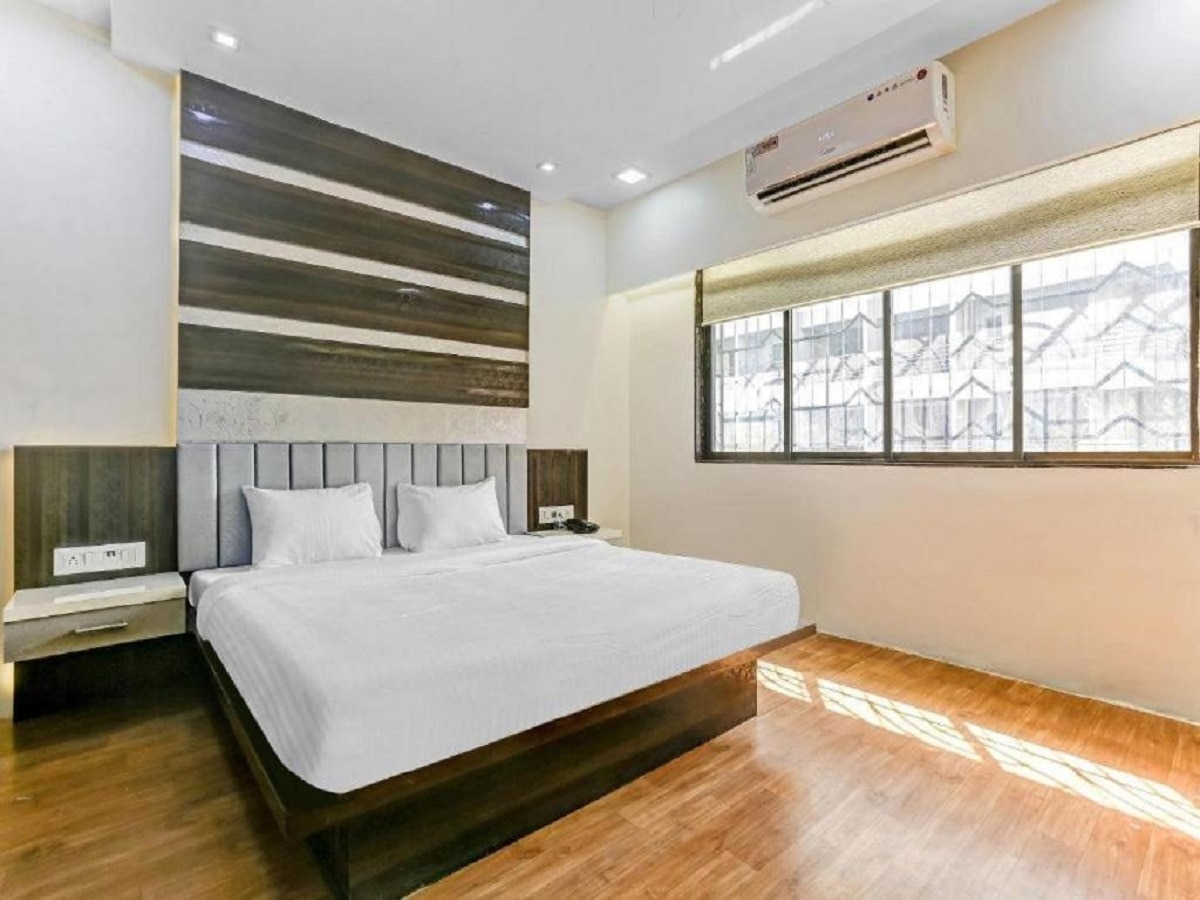 Hotel Vinyasa Residency - Tap to explore photos