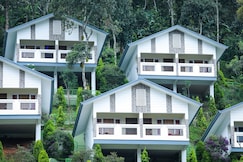 Blossom Hill | Pool and Valley-view Rooms, Munnar