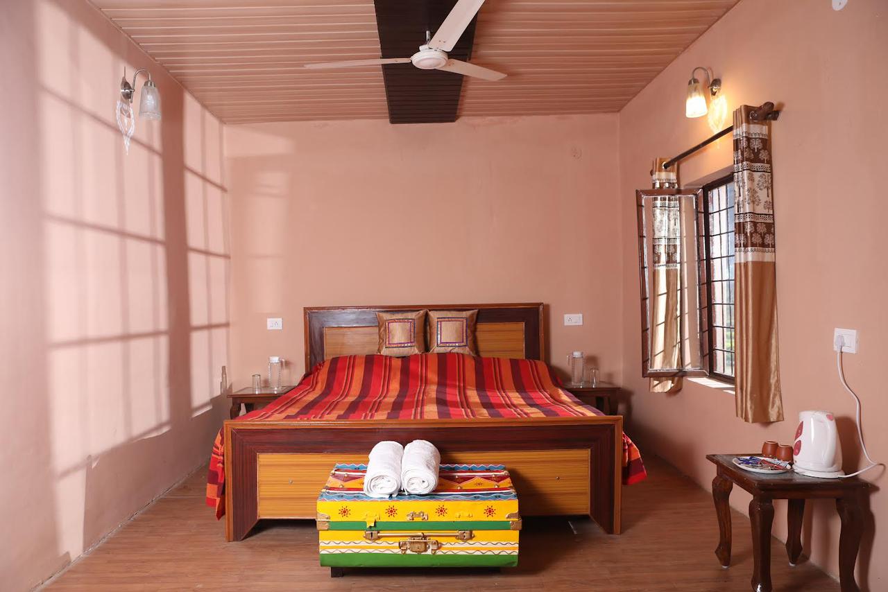 Carbery Acres Homestay - Tap to explore photos