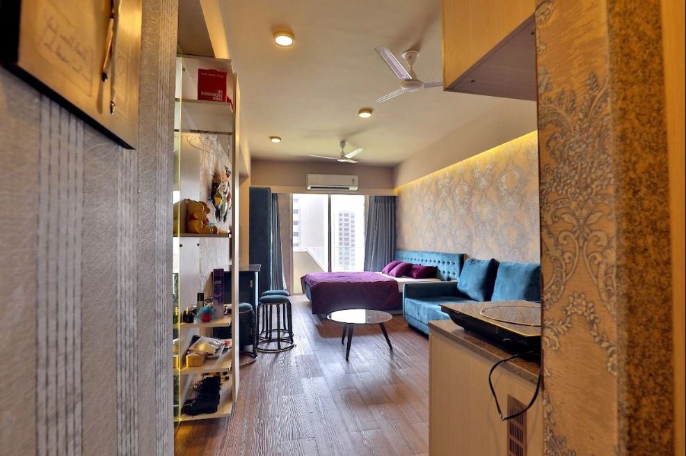 STUDIO FLAT OPP AIRPORT - Tap to explore photos
