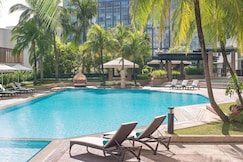 New World Makati Hotel, Metro Manila