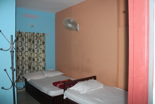 Vythiri Tourist Home