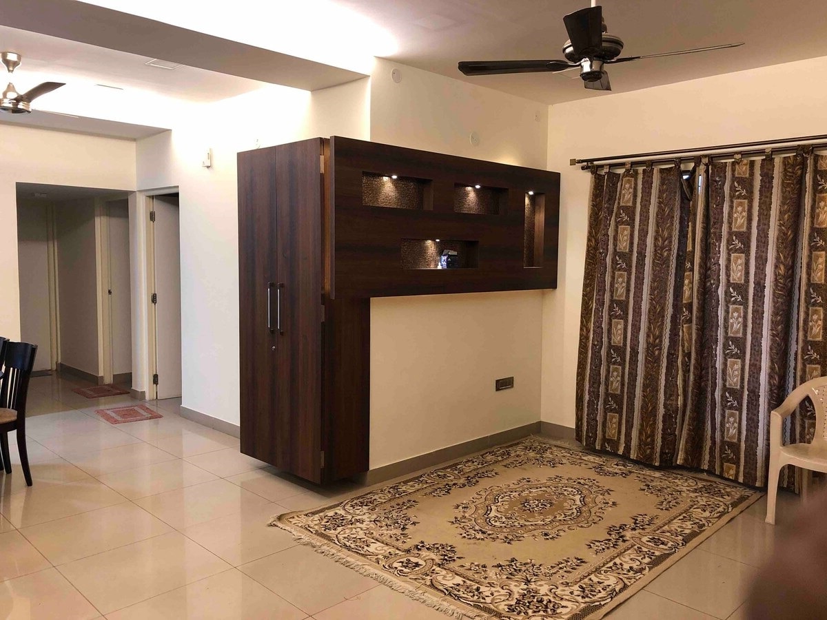 Fully Furnished Service Apt Off Bannerghatta road - Tap to explore photos