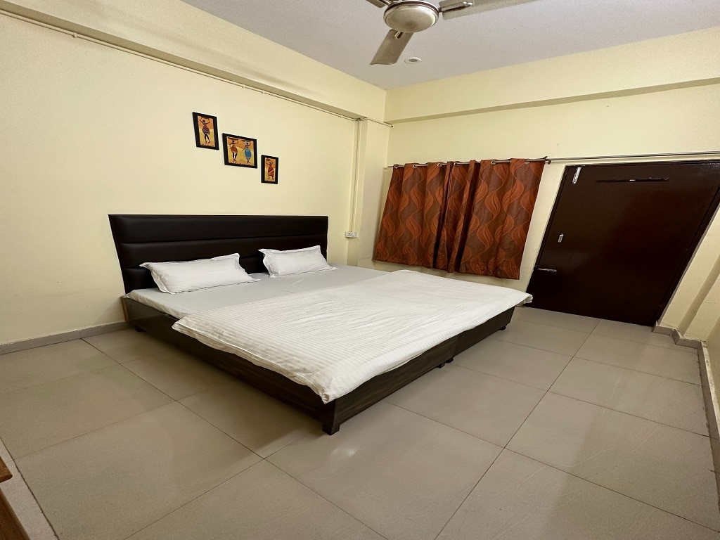 Swagat Guest House - Tap to explore photos