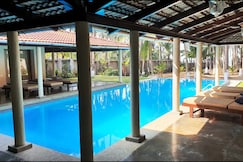 Harman House A Balinese Themed Villa on the Beach, Murud Janjira