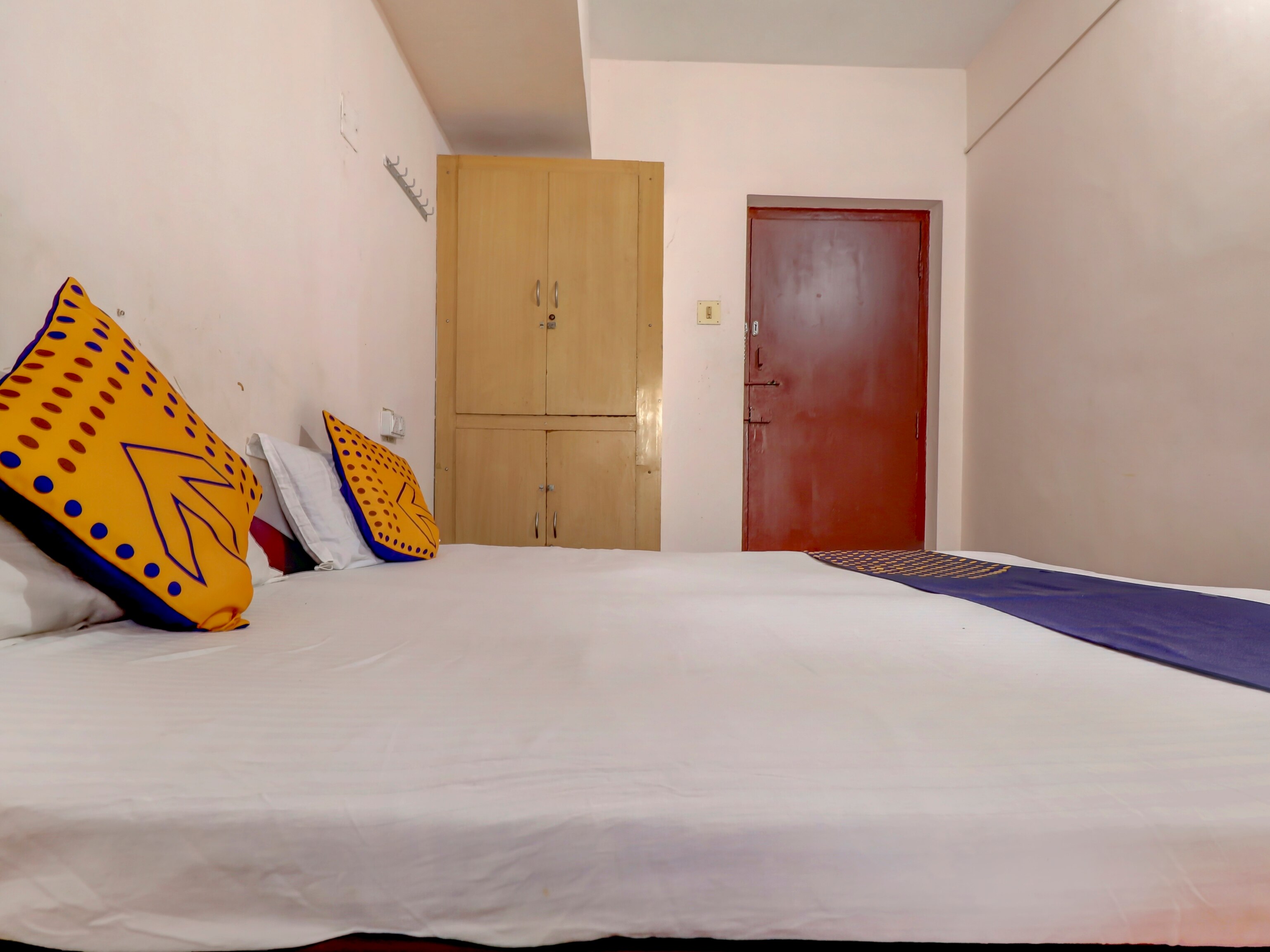 PREET GUEST HOUSE - Tap to explore photos