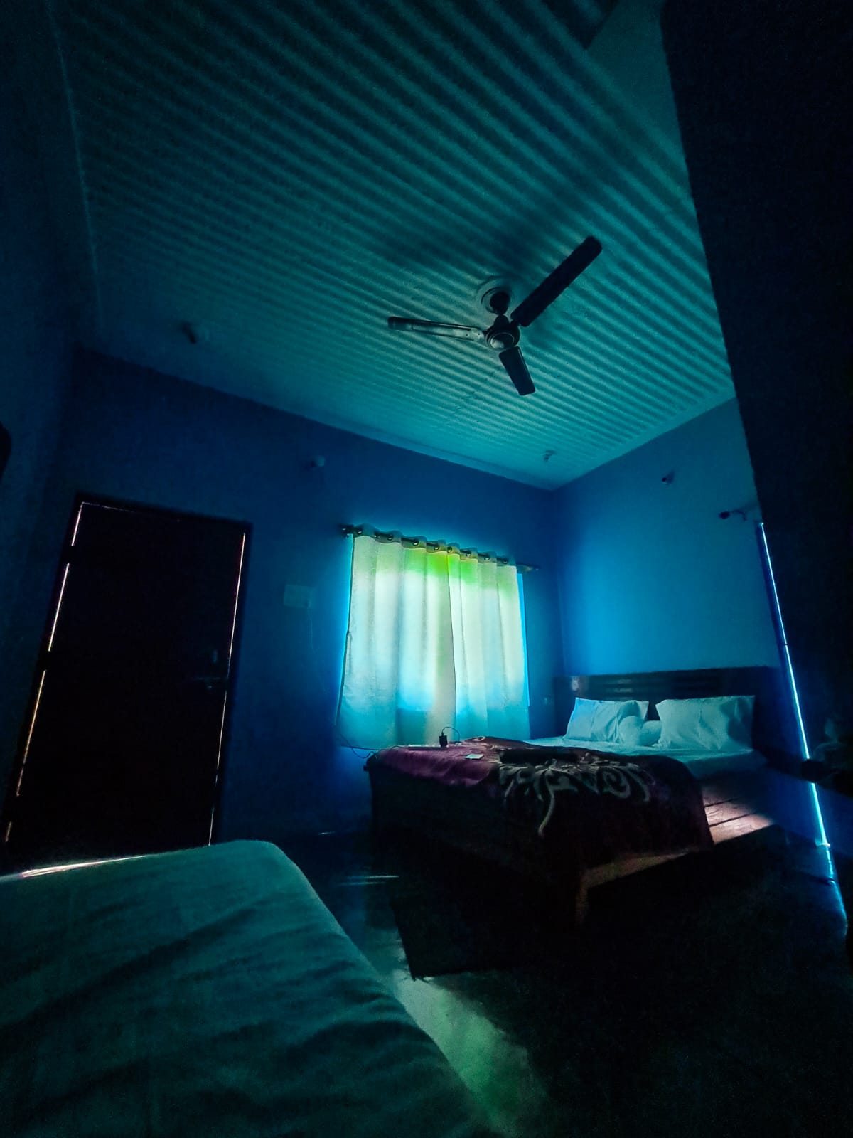 The Rawscape hostel - Tap to explore photos