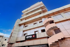 Hotel O Kamal Mahal, Delhi
