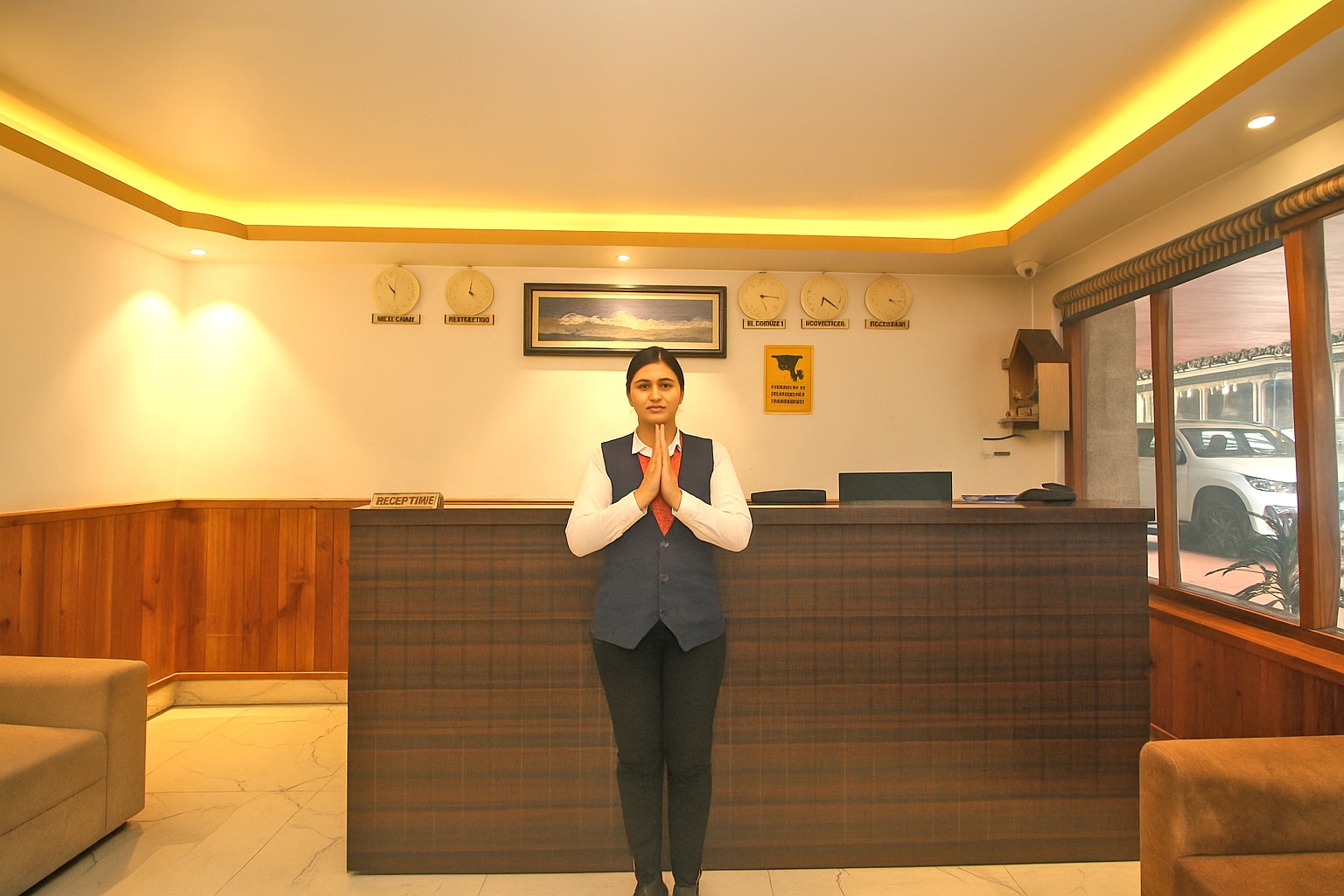 HOTEL SAMLHEN - Tap to explore photos