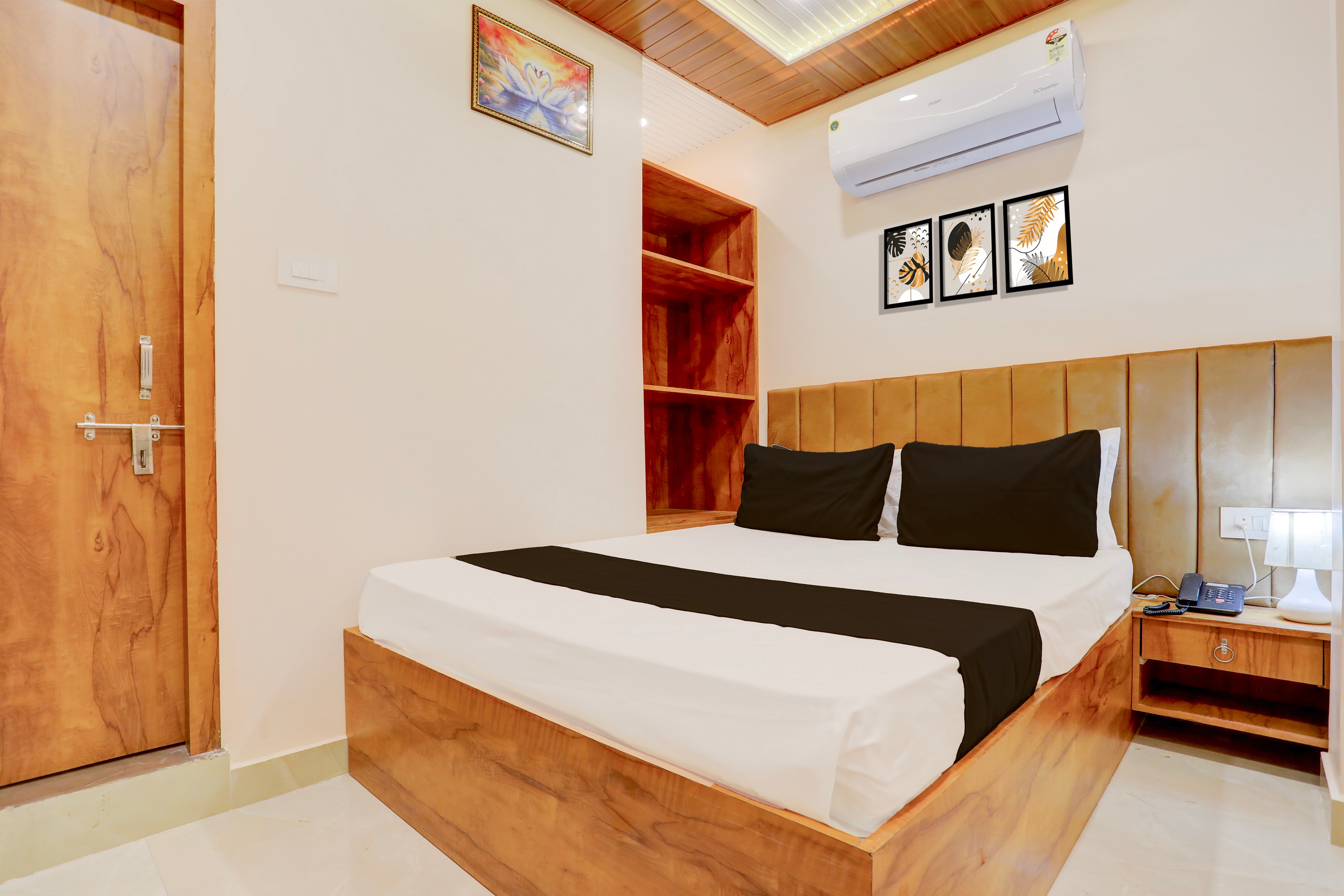 Hotel O Anushka P Guest House - Tap to explore photos