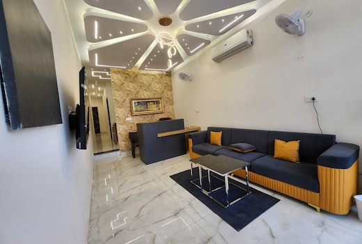 Hotel O MG HOTEL