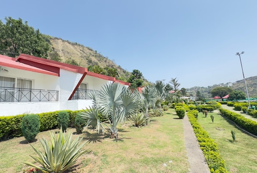 Tikkar Taal Tourist Resorts