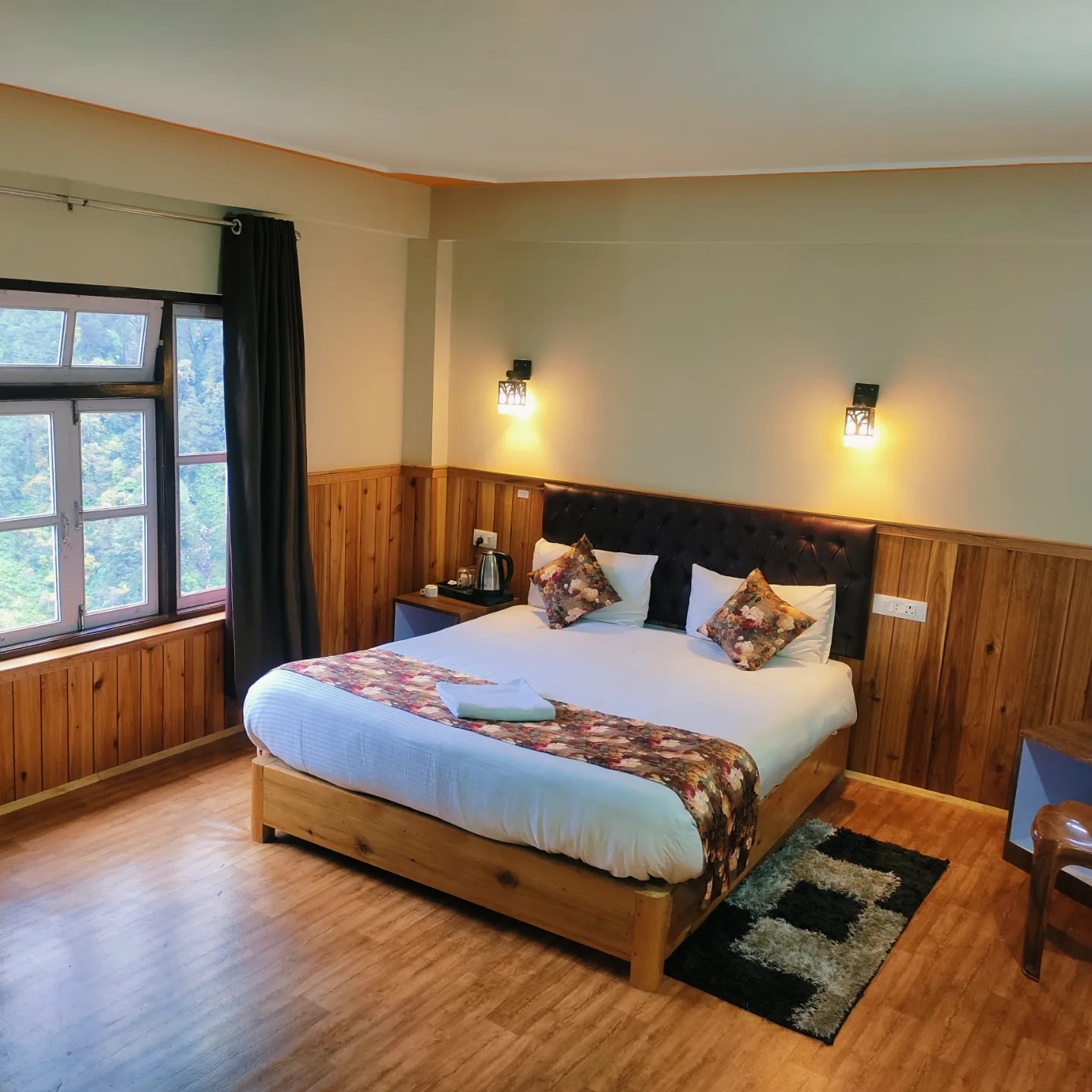 Rufina Lachen Deezong A Pure Veg Hotel - Tap to explore photos