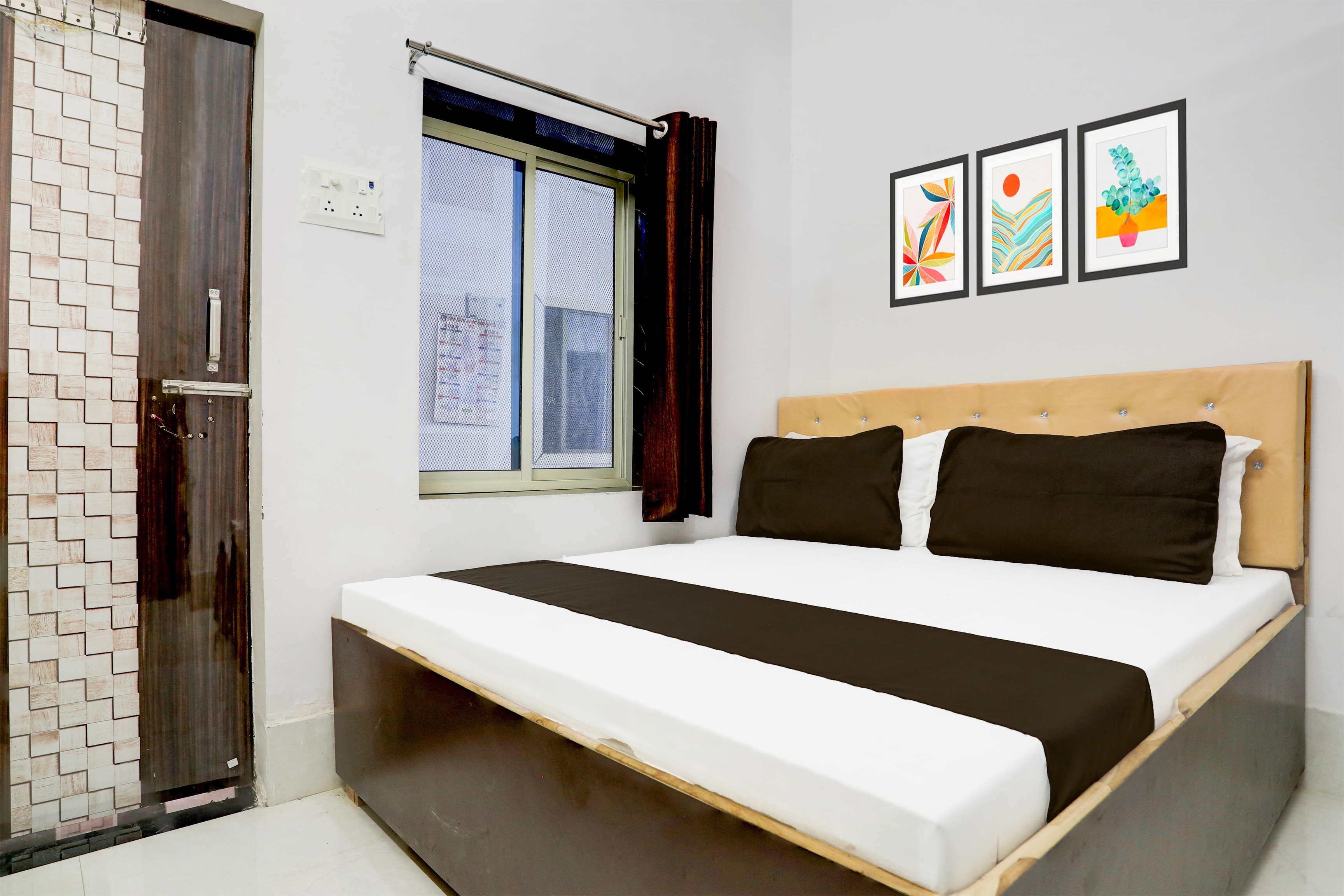Super Indian Hotel - Tap to explore photos