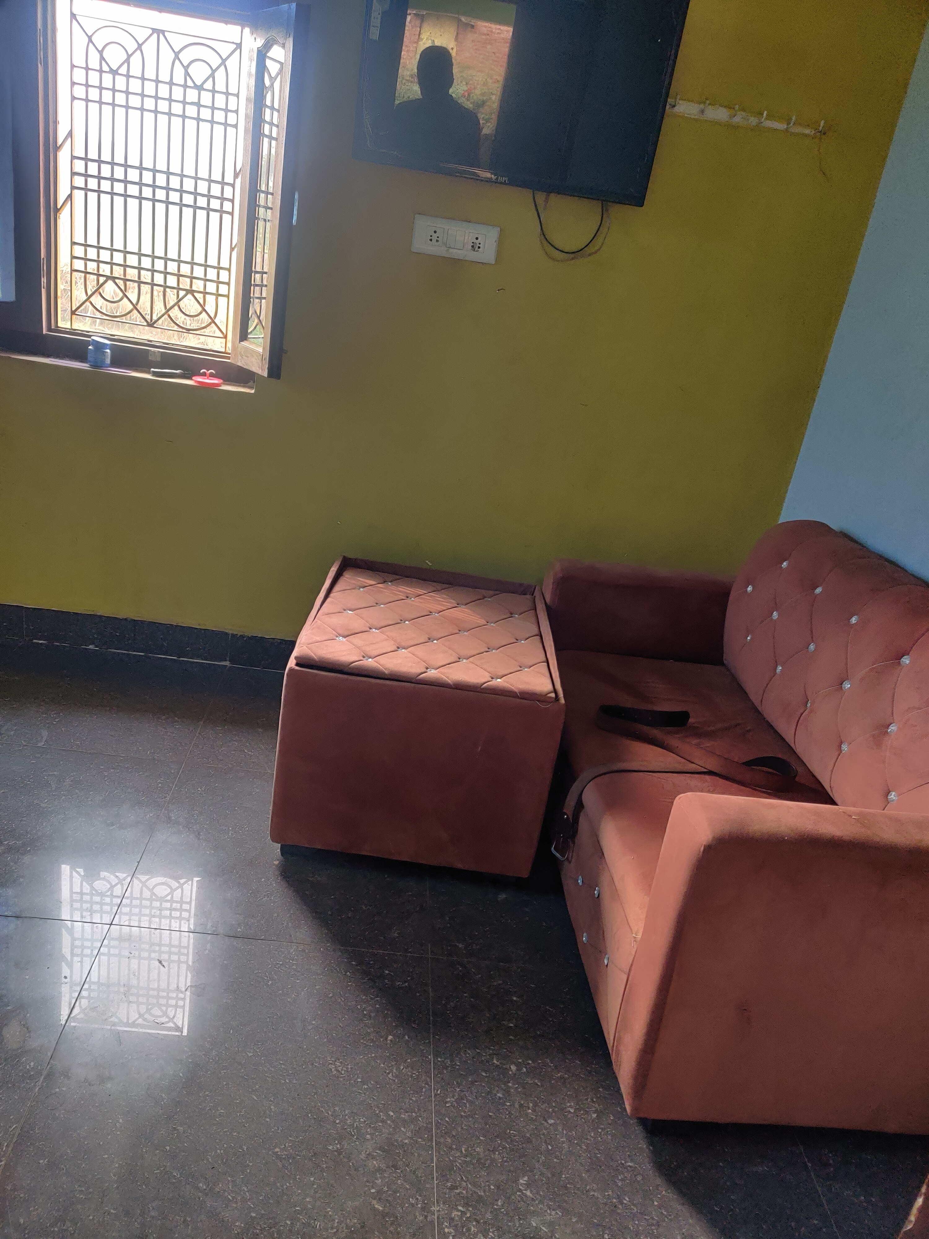 Ashish Yadav - Tap to explore photos