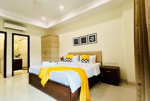 BluO Studio2 Golf Course Road, Gym, Balcony Garden