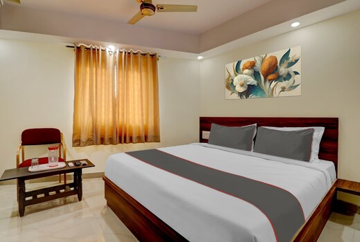 Collection O Hemadri Residency