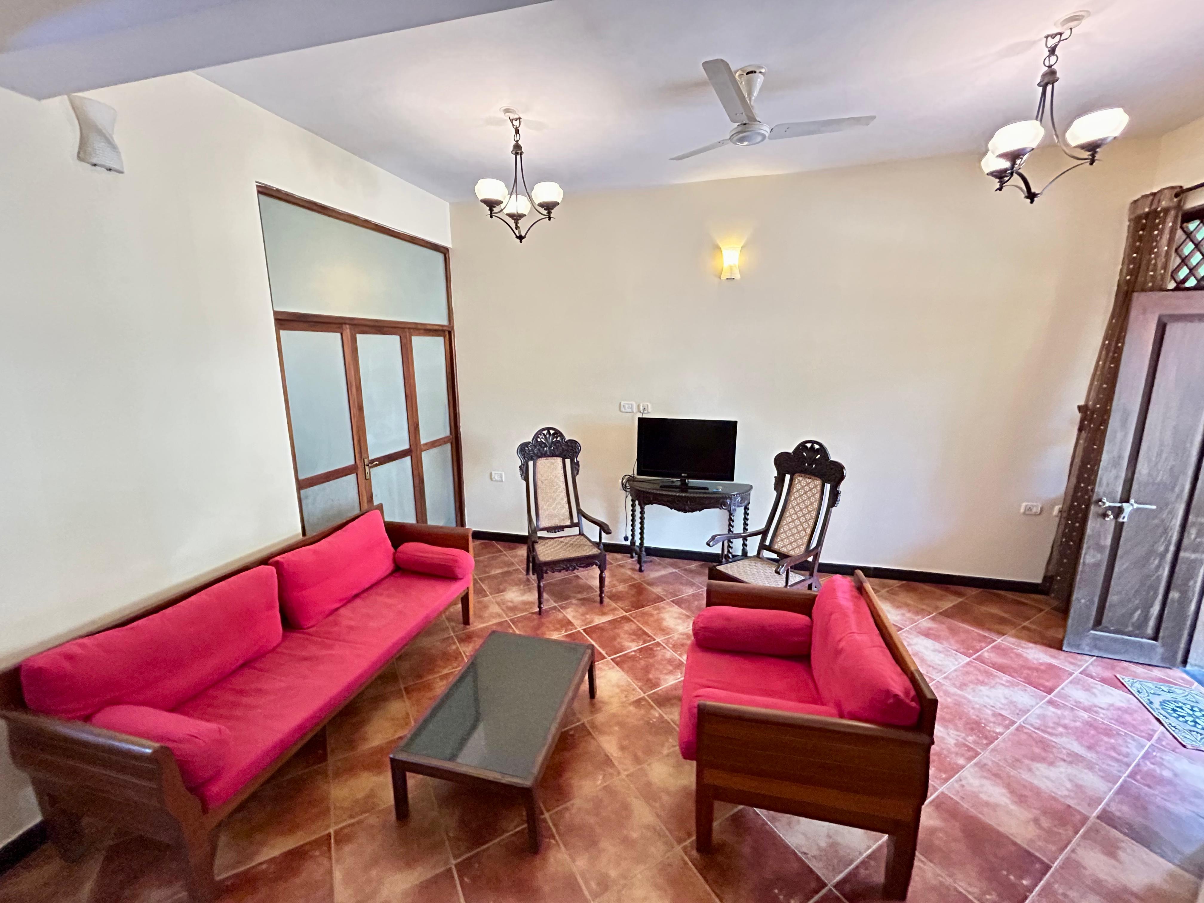 2bhk pool villa beach Benaulim beach - Tap to explore photos