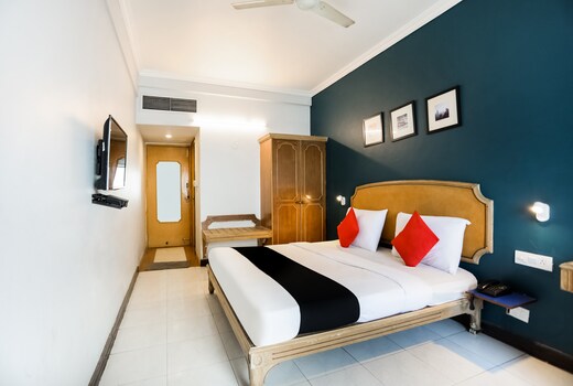 Capital O 71979 Just Stay Comfort Inn Gurgaon Hotel Price Address Reviews