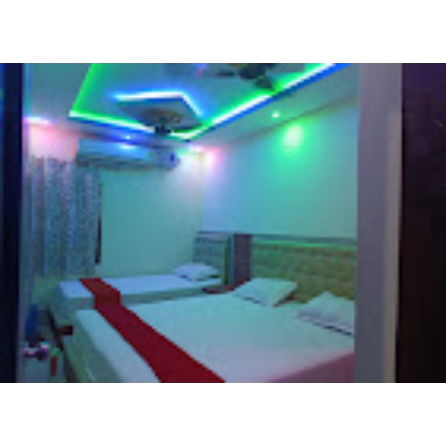 Marwadi Hotel and Lodge - Konark - Tap to explore photos