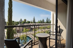 Hilton Stockton, Lodi